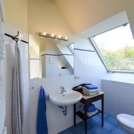 Apartment Ruegen-ferienwohnung-8-am-wasser-gut-grubnow-mit-wlan-und-sauna Grubnow