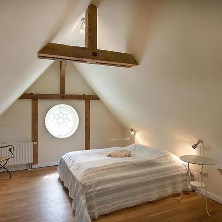 Apartment Ruegen-ferienwohnung-8-am-wasser-gut-grubnow-mit-wlan-und-sauna *